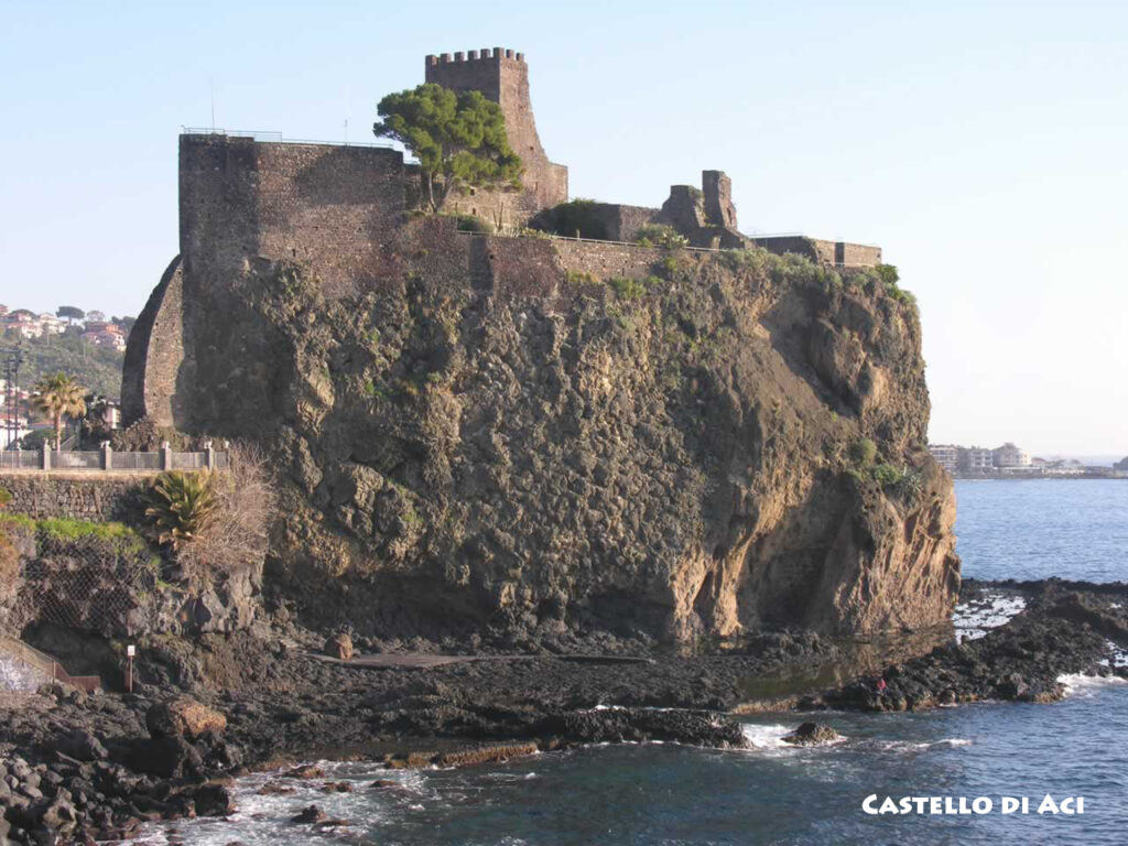 2017-Castello-di-Aci-didascalia