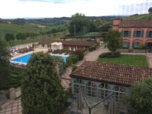 Relais-Sant-Uffizio-Cioccaro-di-Penango-01