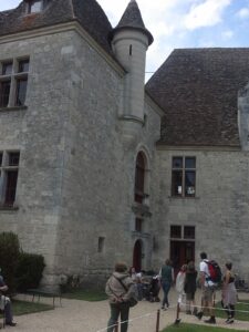 Chateau-de-Bridoire-02