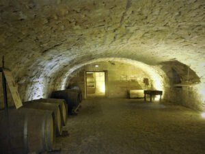 Chateau-de-Lanquais-03