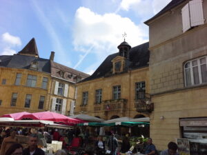 Mercato-di-Sarlat-03
