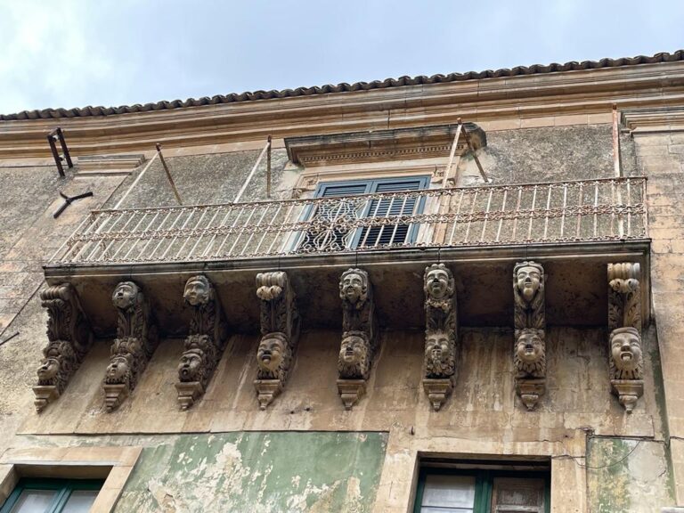 2023-04-16-palazzolo-acreide-13