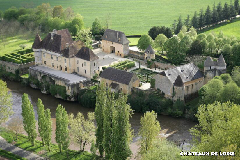 Chateaux-de-Losse-00-didascalia
